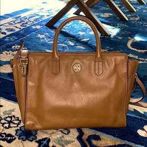 Tory Burch Robinson Zip Tote Handbag camel leather